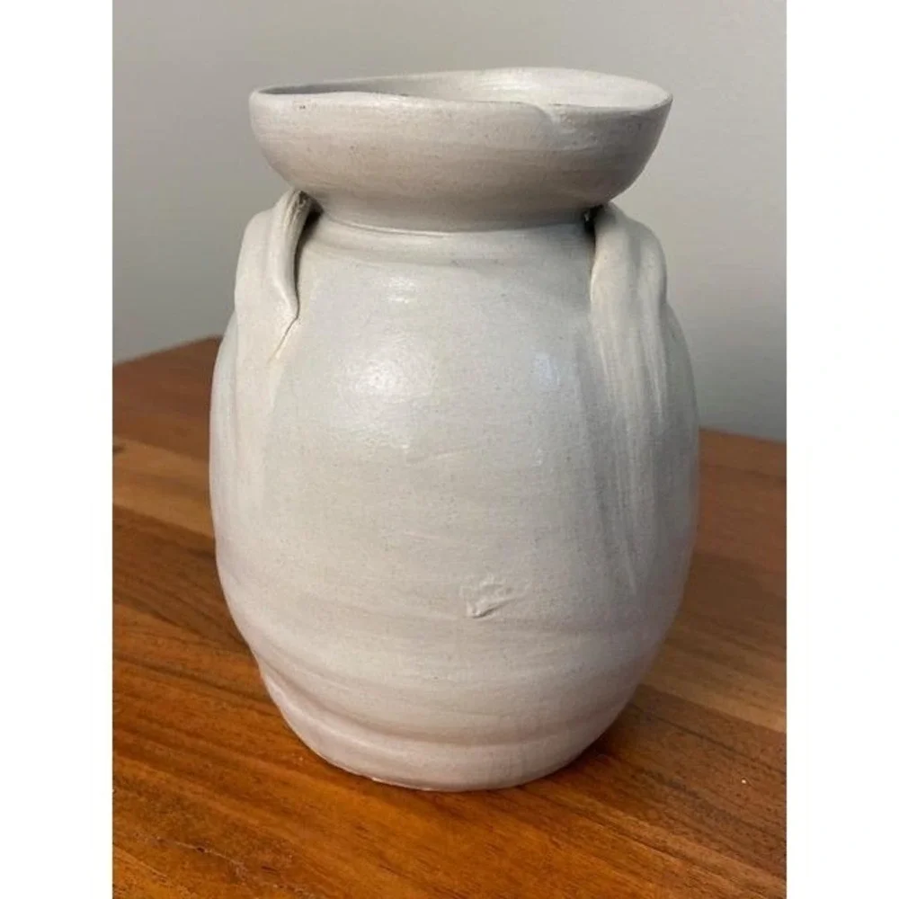Williamsburg Pottery VA Salt Glazed Stoneware Cobalt Blue Tulip Vase 5.5